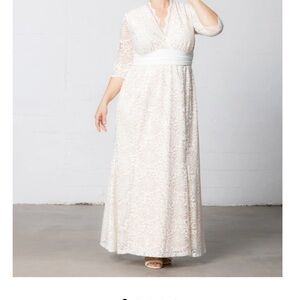 Kiyonna Amour Lace Wedding Gown